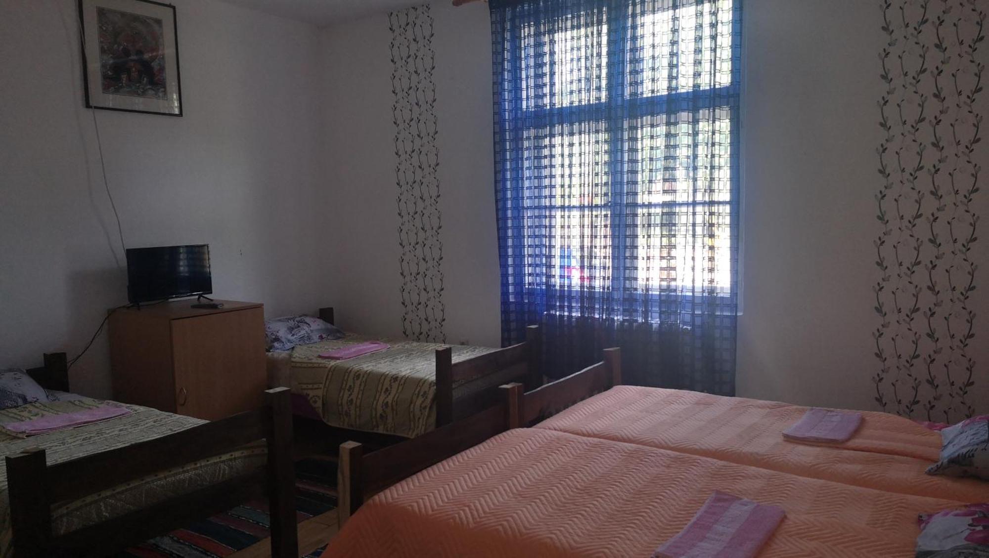 Hotel Etno Konak Angela Kalna Habitación foto